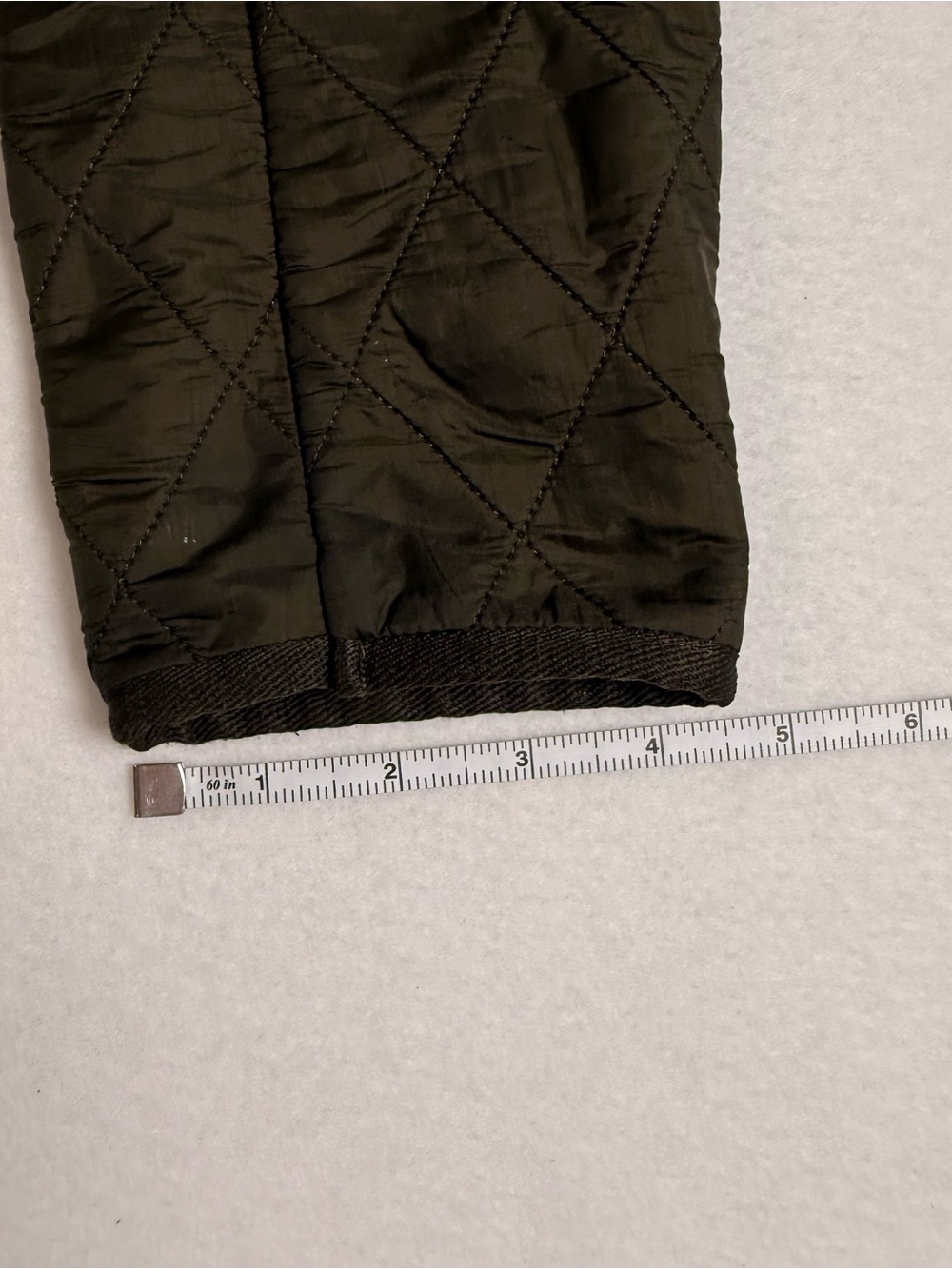 Women’s- Barbour Quilted Jacket - Picture 10 of 10